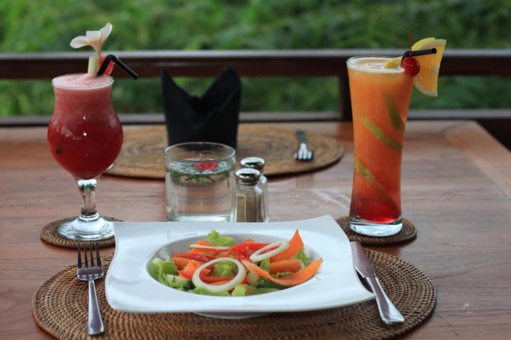 Villa Sutra Pemuteran  Phòng bức ảnh